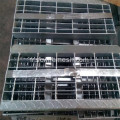 Escaliers de grille soudés en acier inoxydable 304